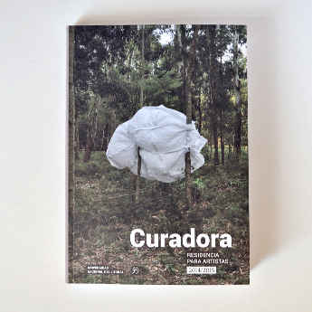 Curadora