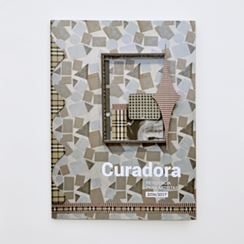 Curadora